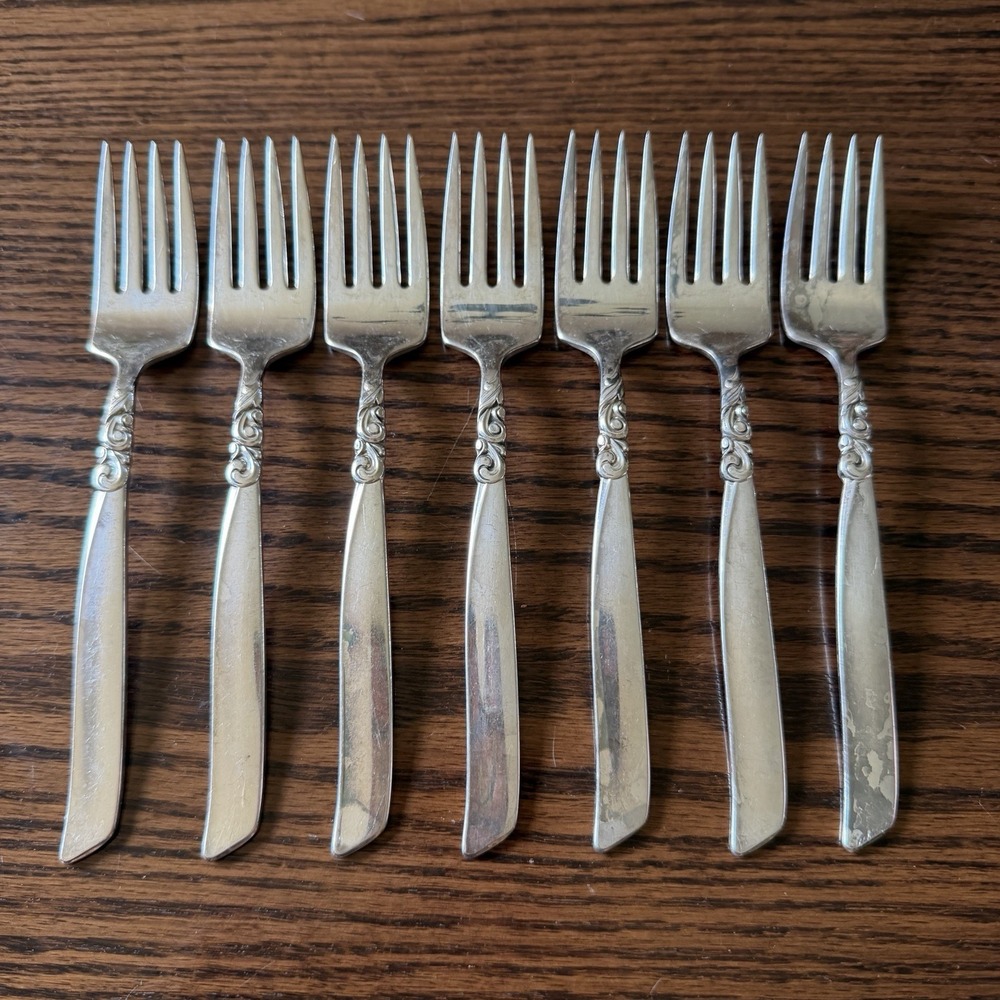 Vintage Oneida 1955 South Seas Salad Forks Silverplate Flatware SET OF 7